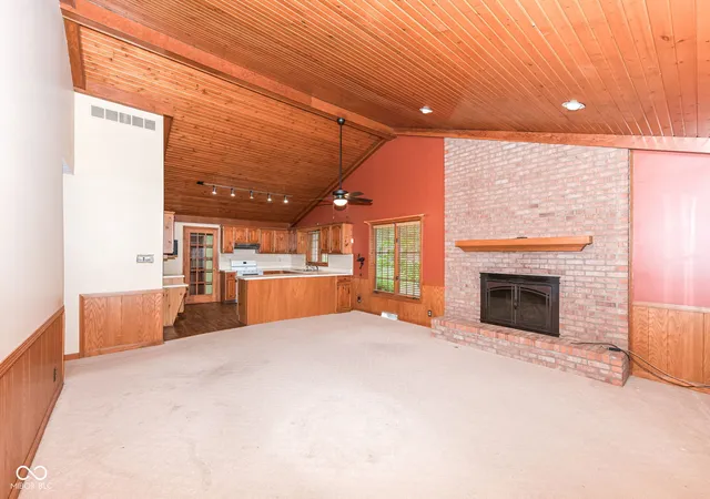 3rd image of 7062 W Christian Dr, New Palestine, IN 46163 | MLS# 22108374
