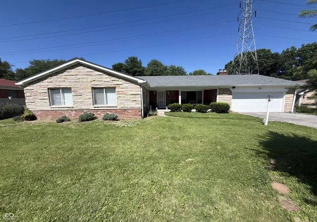 2nd image of 4338 Westbourne Dr, Indianapolis, IN 46205 | MLS# 22108391