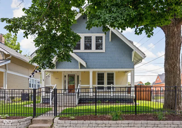 Photo 1 of Sale Pending at 903 Eastern Ave, Indianapolis, IN 46201 | MLS# 22108410 | Listing updated on 2026-10-15