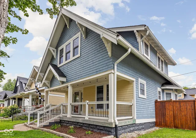 Photo 3 of Sale Pending at 903 Eastern Ave, Indianapolis, IN 46201 | MLS# 22108410 | Listing updated on 2026-10-15