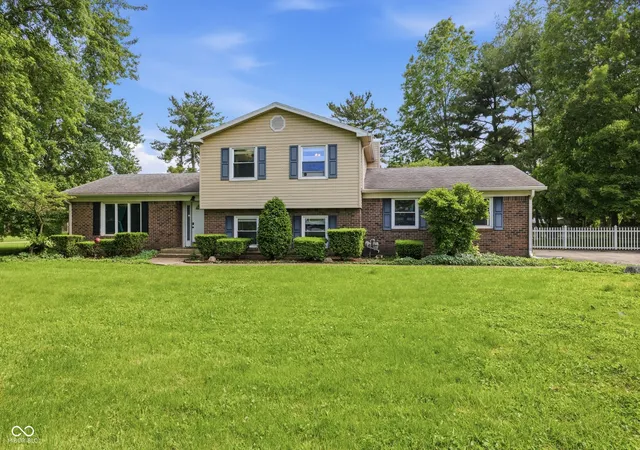 Homes for sale in Brownsburg, IN | 7152 Eagle Rd, Brownsburg, IN 46112 | MLS# 22108412