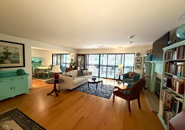 1st image of 9525 S Pointe Lasalles Dr S, Bloomington, IN 47401 | MLS# 22108431