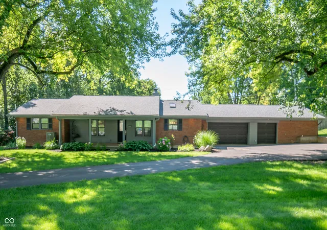 Homes for sale in Indianapolis, IN | 5855 Andover Rd, Indianapolis, IN 46220 | MLS# 22108456