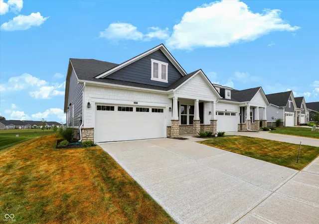 Photo 3 of Single family home for sale at 18372 Depoe Ln, Westfield, IN 46074 | MLS# 22108459 | Listing updated on 2026-10-02