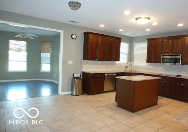 4th image of 9849 N Anchor Bnd, Mc Cordsville, IN 46055 | MLS# 22108484