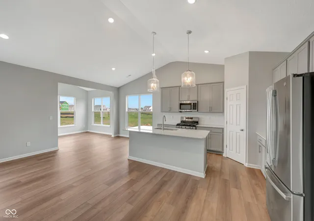 2nd image of 3747 Dutton Dr, Bargersville, IN 46106 | MLS# 22108498