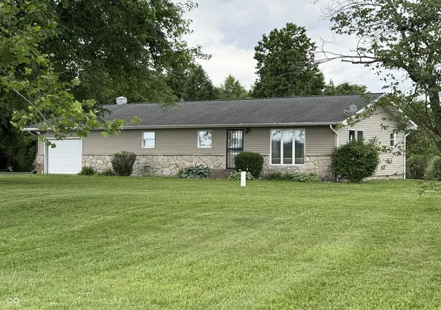 3rd image of 6161 N County Road 300 W, Brazil, IN 47834 | MLS# 22108524