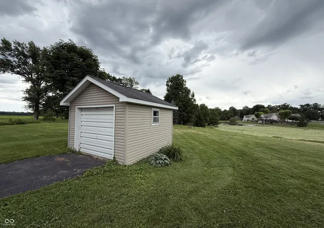 4th image of 6161 N County Road 300 W, Brazil, IN 47834 | MLS# 22108524