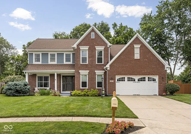 1st image of 11620 Victoria Ct, Carmel, IN 46033 | MLS# 22108533