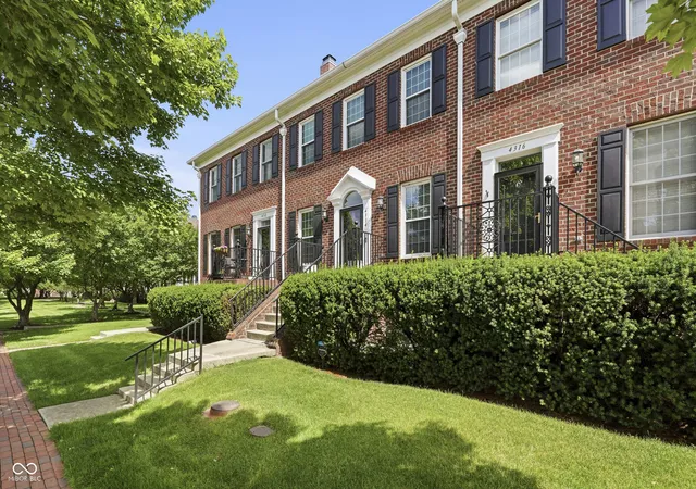 Photo 1 of Condo for sale at 4314 Heyward Pl, Indianapolis, IN 46250 | MLS# 22108554 | Listing updated on 2026-10-09