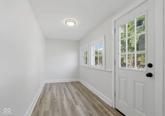 3rd image of 260 E Beecher St, Indianapolis, IN 46225 | MLS# 22108563