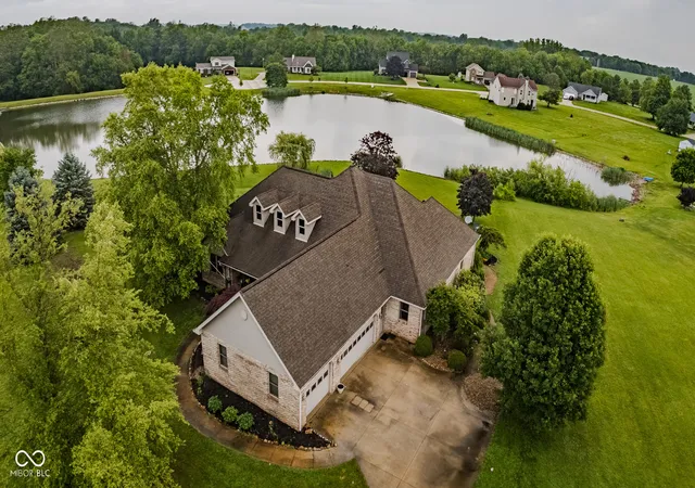 Photo 3 of Single family home for sale at 1580 E Garnett Dr, Frankfort, IN 46041 | MLS# 22108580 | Listing updated on 2026-09-01