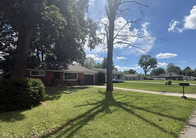 3rd image of 2605 E 5Th St, Anderson, IN 46012 | MLS# 22108593