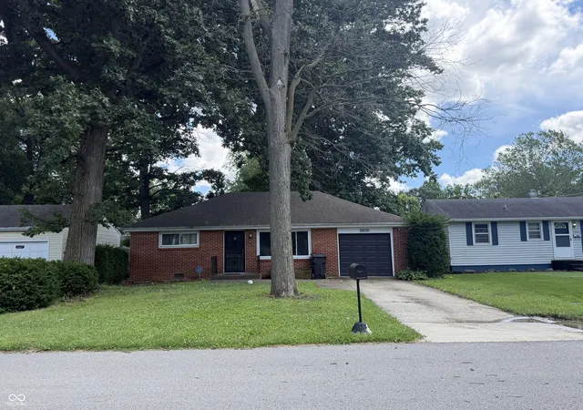 4th image of 2605 E 5Th St, Anderson, IN 46012 | MLS# 22108593