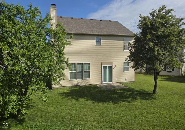 Photo 2 of Single family home for sale at 2120 Elderberry Way, Indianapolis, IN 46229 | MLS# 22108598 | Listing updated on 2026-10-07
