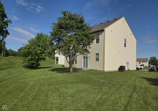 Photo 3 of Single family home for sale at 2120 Elderberry Way, Indianapolis, IN 46229 | MLS# 22108598 | Listing updated on 2026-10-07
