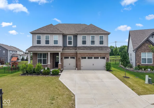 1st image of 4956 S Canton Cir, New Palestine, IN 46163 | MLS# 22108599