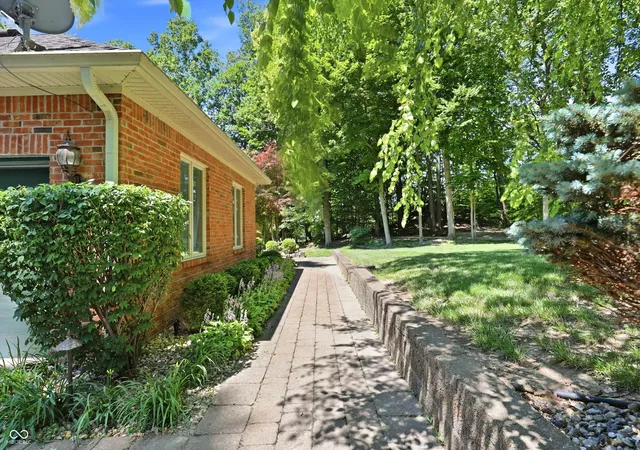Homes for sale in Trafalgar, IN | 7540 S Susan Ln, Trafalgar, IN 46181 | MLS# 22108600