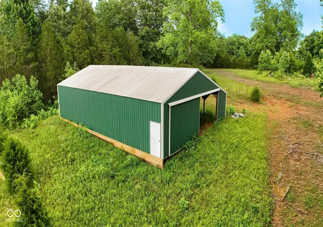 Homes for sale in Medora, IN | 5201 S County Road 1250 W, Medora, IN 47260 | MLS# 22108676