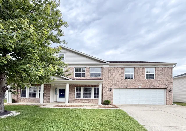 1st image of 417 Legacy Blvd, Greenwood, IN 46143 | MLS# 22108678