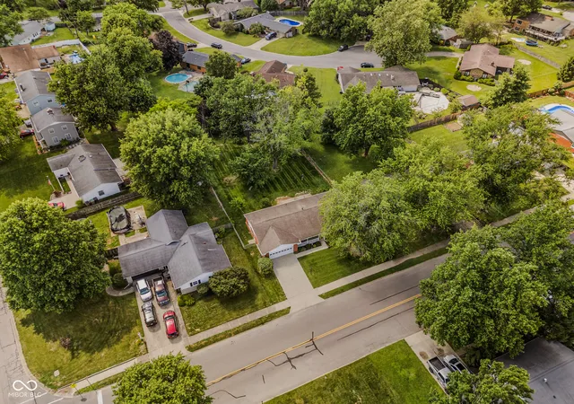 43rd image of 3142 Fairlawn Dr, Columbus, IN 47203 | MLS# 22108679