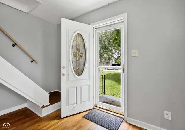 Photo 2 of Single family home for sale at 25 Southdowns Dr, Kokomo, IN 46902 | MLS# 22108682 | Listing updated on 2026-08-07