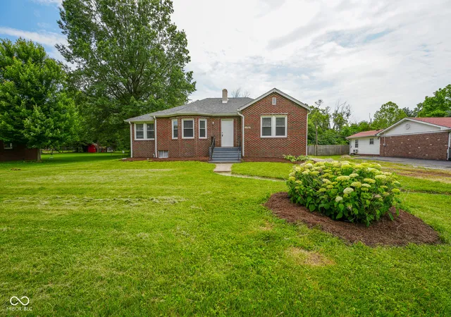 Photo 2 of Sale Pending at 6481 Jackson St, Indianapolis, IN 46241 | MLS# 22108703 | Listing updated on 2026-08-24