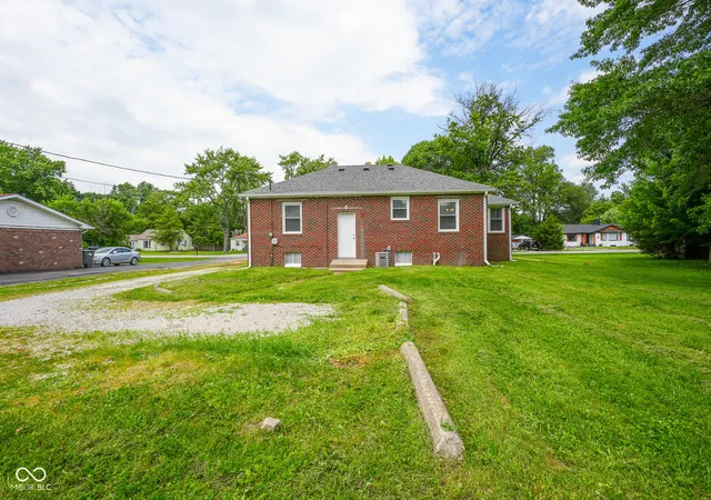Photo 4 of Sale Pending at 6481 Jackson St, Indianapolis, IN 46241 | MLS# 22108703 | Listing updated on 2026-08-24
