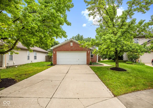 Homes for sale in Fishers, IN | 10293 Sun Gold Ct, Fishers, IN 46037 | MLS# 22108715