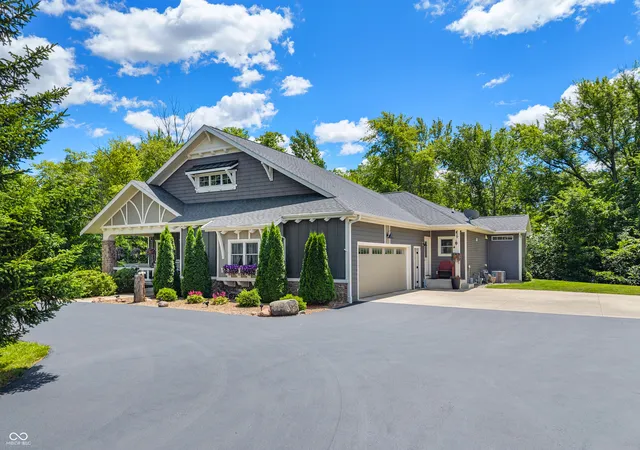 Homes for sale in Roanoke, IN | 4143 E 1000 N, Roanoke, IN 46783 | MLS# 22108741