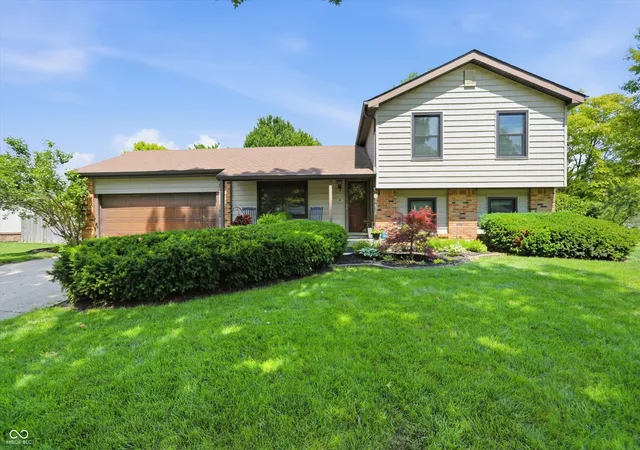 Single family home for sale at 1315 Tommy Lee Ct, Indianapolis, IN 46217 | MLS# 22108774