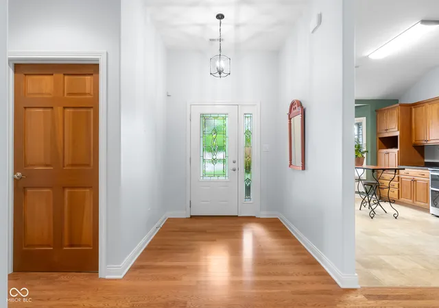 5th image of 5029 Anna Maria Dr, Columbus, IN 47203 | MLS# 22108806