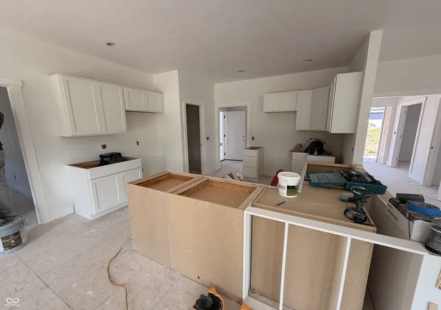 3rd image of 5 Pine Hills Ct, Crawfordsville, IN 47933 | MLS# 22108834