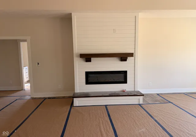 Photo 3 of Single family home for sale at 5 Pine Hills Ct, Crawfordsville, IN 47933 | MLS# 22108834 | Listing updated on 2026-08-31