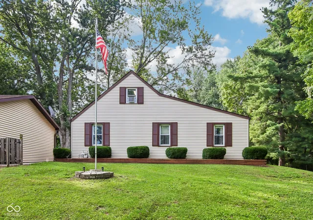 2nd image of 8645 Highland Rd, Martinsville, IN 46151 | MLS# 22108845