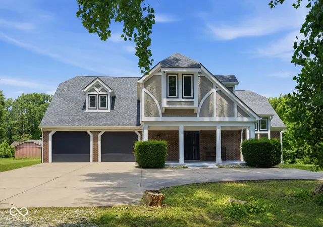 1st image of 8536 Bradford Rd, Avon, IN 46123 | MLS# 22108865