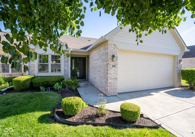 Photo 3 of Condo for sale at 1698 Fairfield Cir, Greenfield, IN 46140 | MLS# 22108892 | Listing updated on 2026-10-03