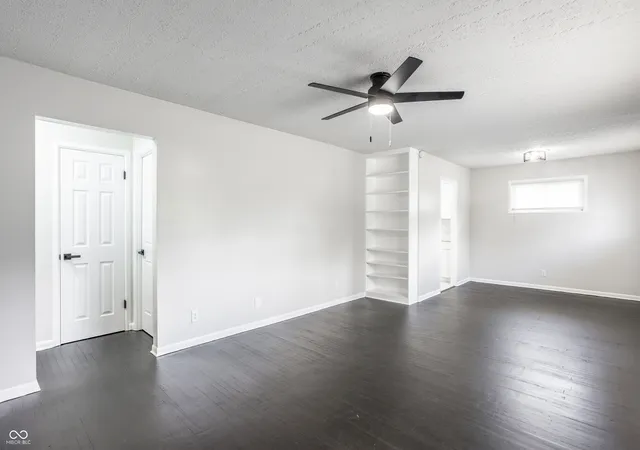 Photo 4 of Sale Pending at 4302 N Audubon Rd, Indianapolis, IN 46226 | MLS# 22108894 | Listing updated on 2026-09-30