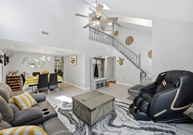 2nd image of 275 Inland Cir, Avon, IN 46123 | MLS# 22108901