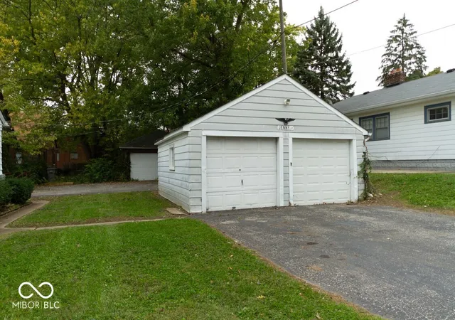 Photo 2 of Sale Pending at 4646 E Pleasant Run Pkwy N, Indianapolis, IN 46201 | MLS# 22108914 | Listing updated on 2026-09-12