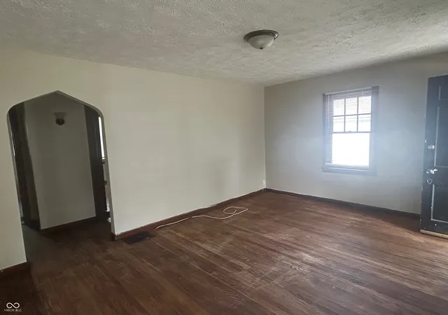 Photo 3 of Sale Pending at 4646 E Pleasant Run Pkwy N, Indianapolis, IN 46201 | MLS# 22108914 | Listing updated on 2026-09-12