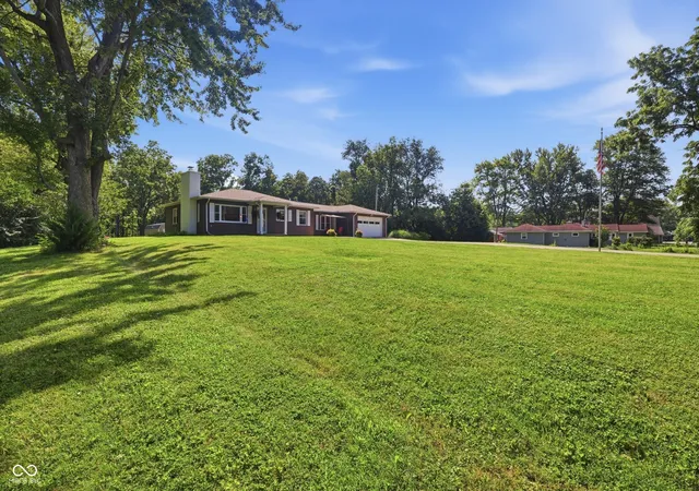2nd image of 3436 W 8th Street Rd, Anderson, IN 46011 | MLS# 22108928