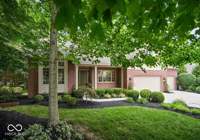 Homes for sale in Noblesville, IN | 811 Pebble Brook Pl, Noblesville, IN 46062 | MLS# 22108939
