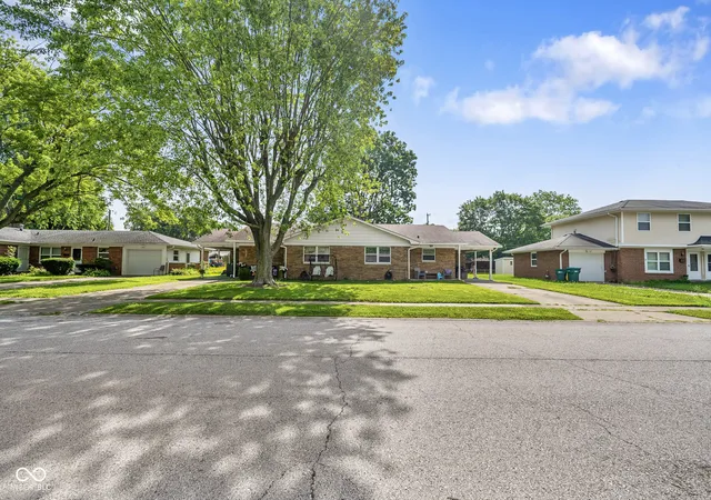Homes for sale in Plainfield, IN | 633 Kentucky Ave, Plainfield, IN 46168 | MLS# 22108948