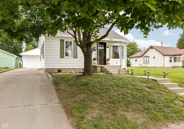 Homes for sale in Fortville, IN | 325 E Michigan St, Fortville, IN 46040 | MLS# 22108975