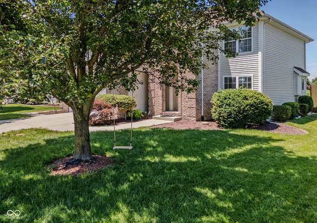 4th image of 4420 Princeton Park Dr, Columbus, IN 47201 | MLS# 22108977