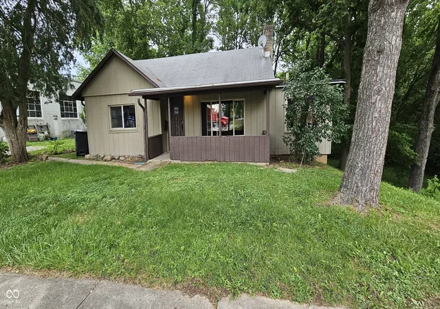 5th image of 6 E Pearl St, North Salem, IN 46165 | MLS# 22108980