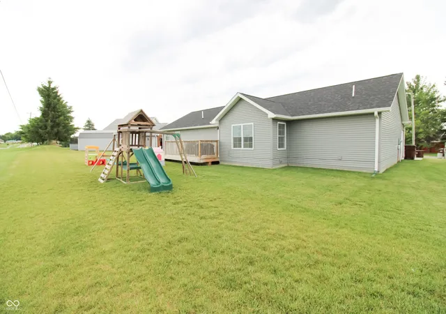 Homes for sale in North Vernon, IN | 615 Sullivan Ct, North Vernon, IN 47265 | MLS# 22108999