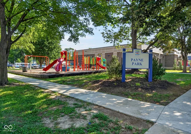 39th image of 298 N Water St, Franklin, IN 46131 | MLS# 22109011