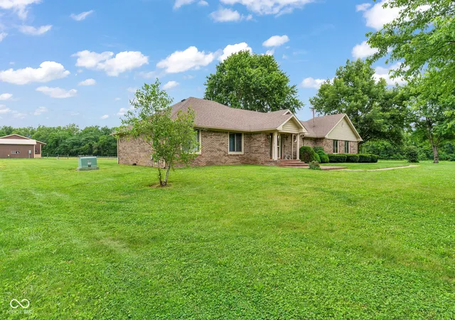 2nd image of 6300 E 350 N, Franklin, IN 46131 | MLS# 22109032